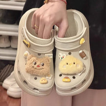 Sandália Crocs Feminina Com Arco De Apoio E Acessórios de Urso Desenho Animado Moda Casual